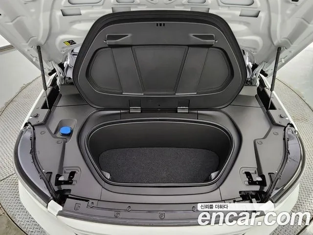 Volvo C40 Richards id 2872494 из Кореи 16