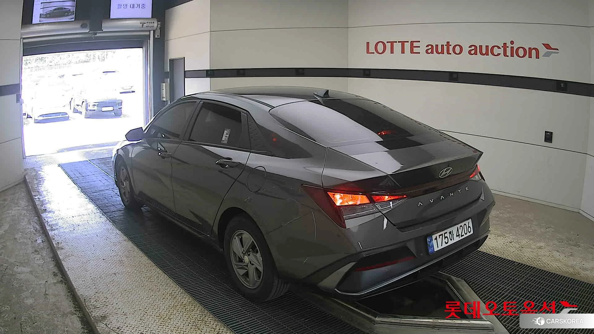 Hyundai Avante id 4296763 из Кореи 32