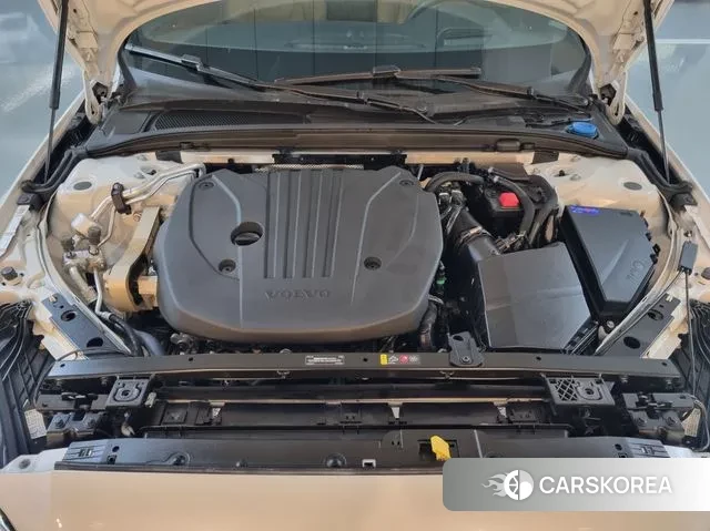 Volvo V60 Cross-Country 2nd Generation id 3426137 из Кореи 16