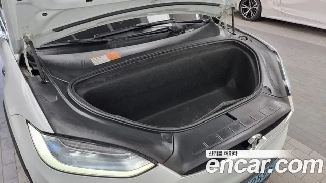 Tesla Model X id 2808406 из Кореи 16