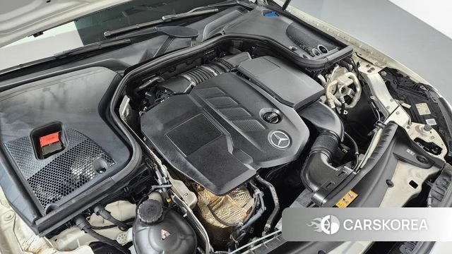 Mercedes-Benz E-Class W213 id 4304056 из Кореи 31