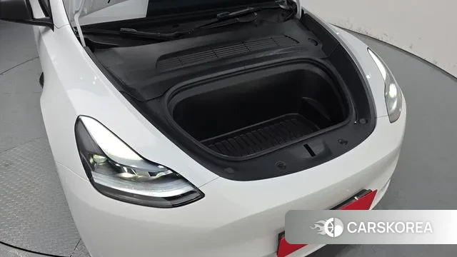 Tesla Model Y id 3571699 из Кореи 16