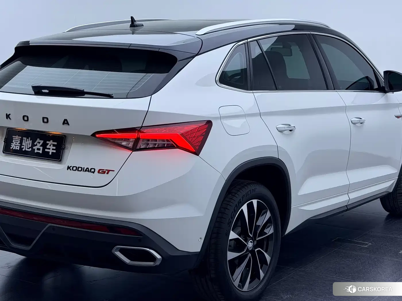 Skoda Kodiaq 2023 Белый из Китая, фото 6