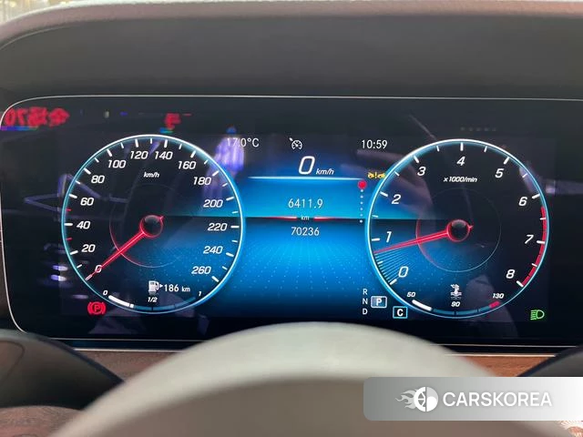 Mercedes-Benz E-class id 4335076 из Китая 25