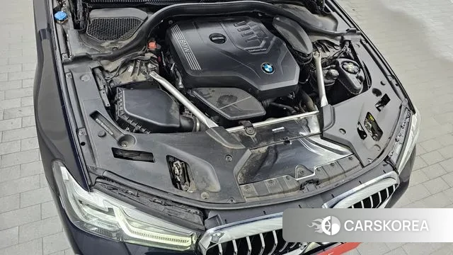 BMW 5 Series (G30) id 3422096 из Кореи 16