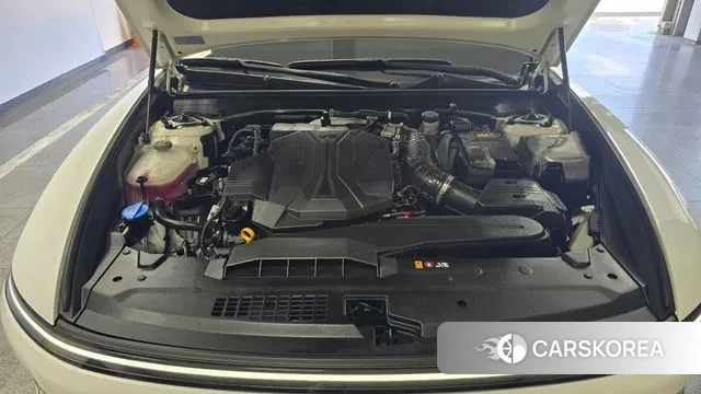 Hyundai Grandeur (GN7) id 3047941 из Кореи 16