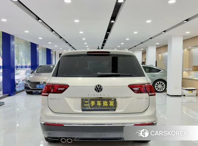 Volkswagen Tiguan L id 4276317 из Китая 12