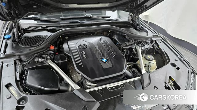 BMW 5 Series (G30) id 3834639 из Кореи 16