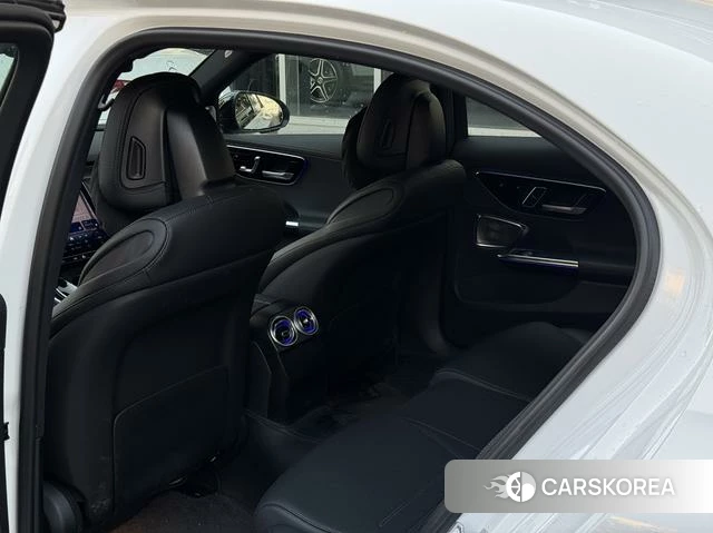 Mercedes-Benz Class C id 4297314 из Китая 8