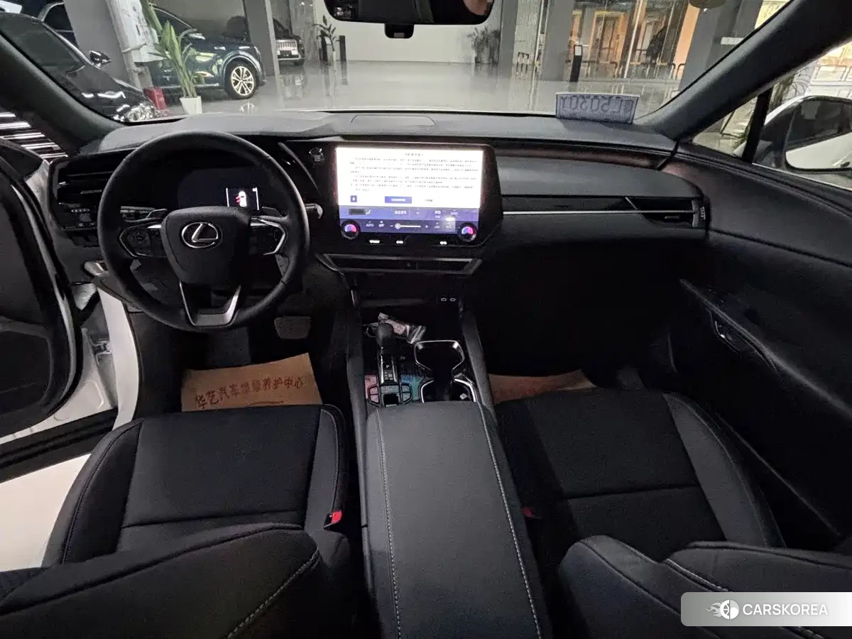 Lexus RX 2026 Белый из Китая, фото 6