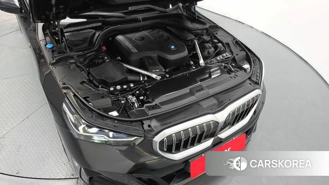 BMW 5 Series (G60) id 4533729 из Кореи 16