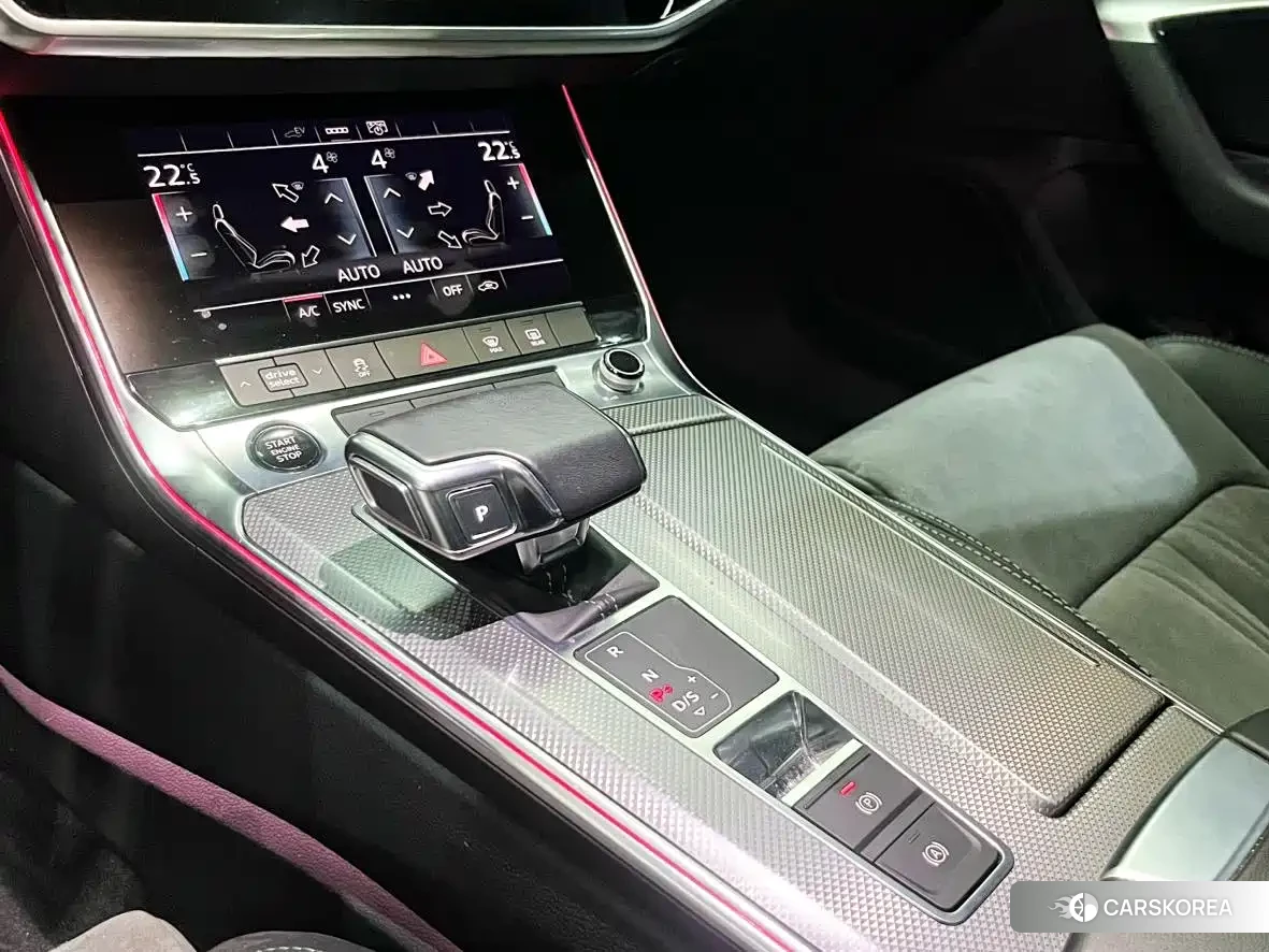 Audi A6L id 4599627 из Китая 10