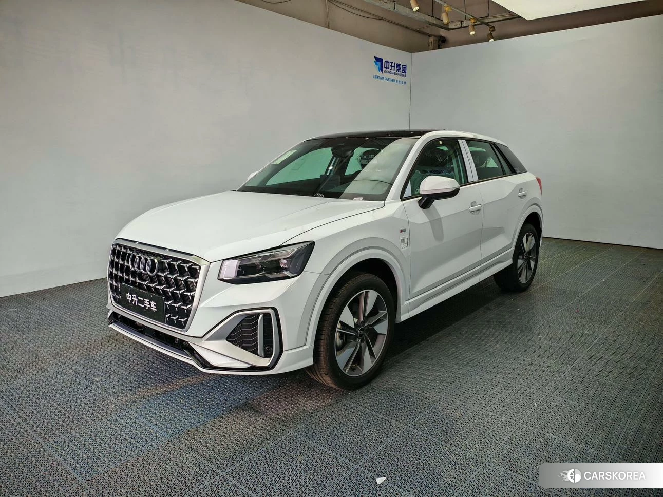 Audi Q2L id 4486510 из Китая 16
