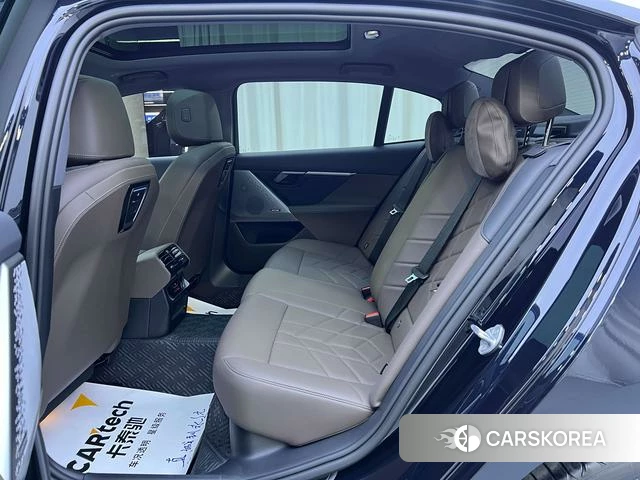 BMW 5 series id 4257261 из Китая 20