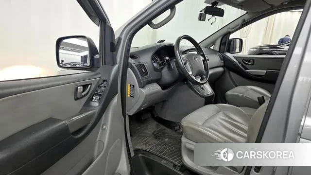 Hyundai The New Grand Starex id 3709526 из Кореи 16