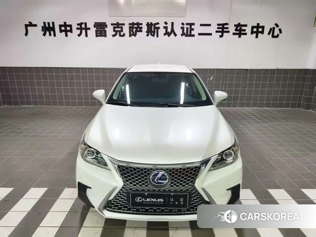 Lexus CT id 4220076 из Китая 17