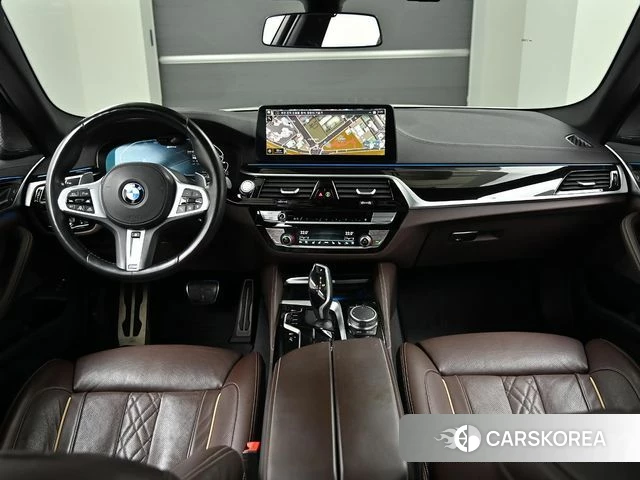 BMW 5 Series (G30) id 3826778 из Кореи 16