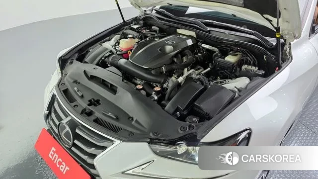 Lexus New IS300 id 3709055 из Кореи 16