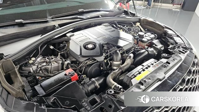 Land Rover Range Rover Velar id 3955841 из Кореи 17