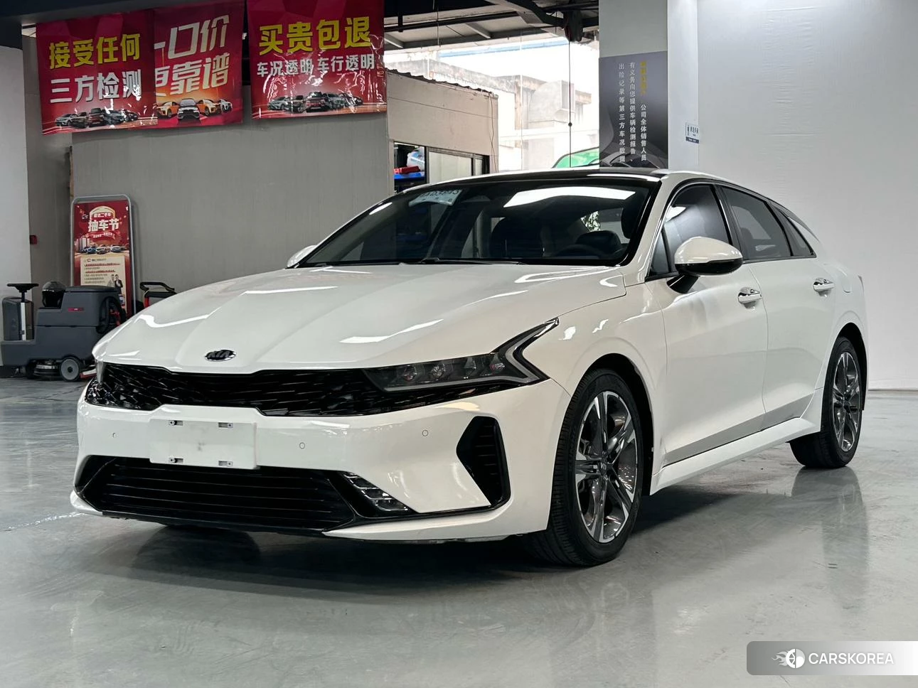 Kia K5 id 4452382 из Китая 7