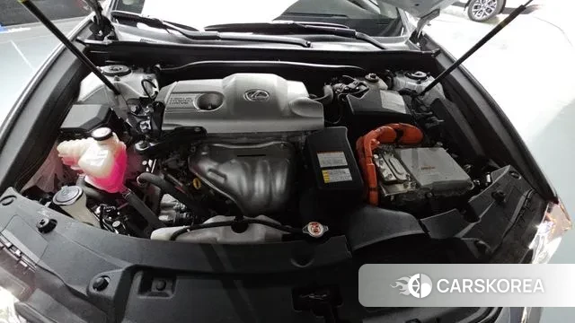 Lexus New ES300h id 3761451 из Кореи 16