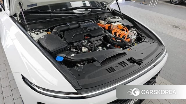 Hyundai Grandeur Hybrid (GN7) id 4847524 из Кореи 34