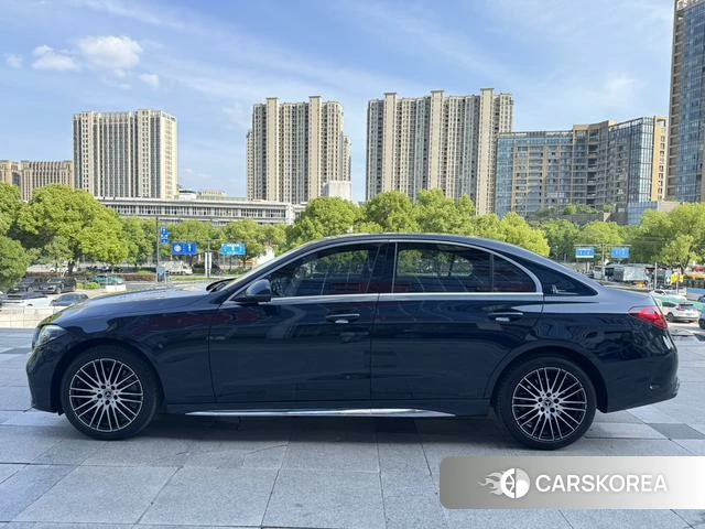 Mercedes-Benz Class C id 4348474 из Китая 8