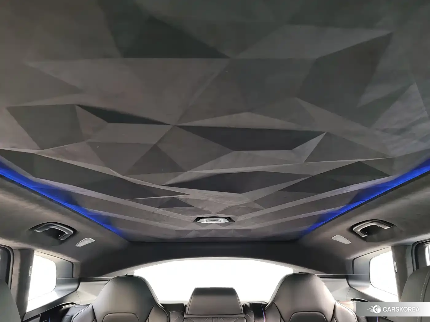 BMW XM id 4685950 из Китая 13