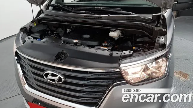 Hyundai The New Grand Starex id 2709921 из Кореи 16