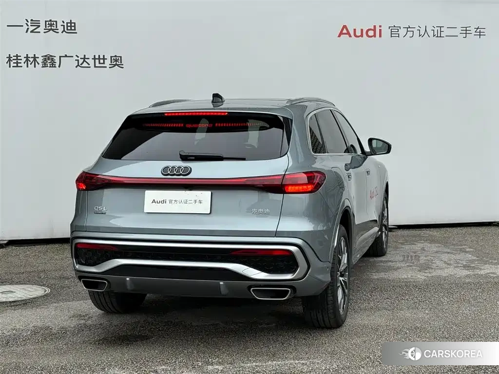 Audi Q5L id 4600398 из Китая 20