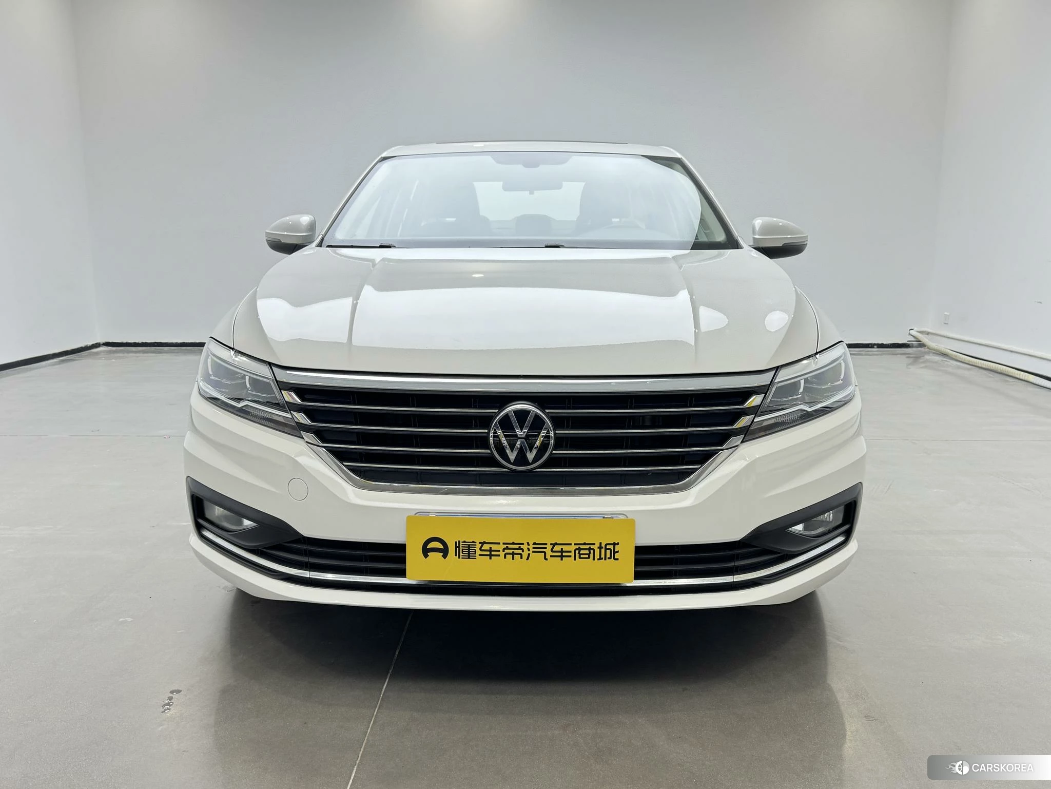 Volkswagen Lavida id 4512567 из Китая 16