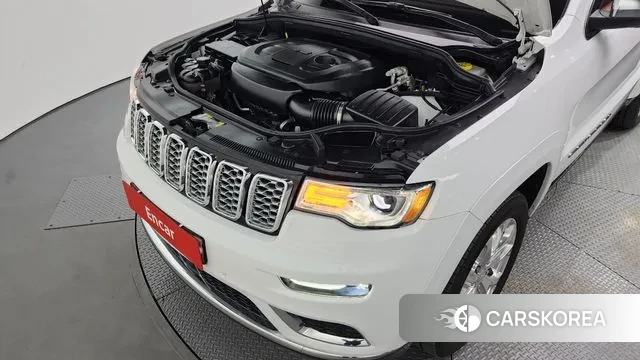 Jeep Grand Cherokee id 3213823 из Кореи 16