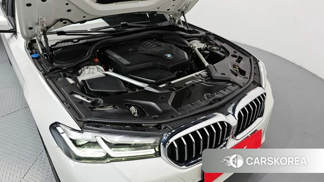 BMW 5 Series (G30) id 4343295 из Кореи 16