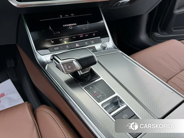 Audi A6L id 4239802 из Китая 14