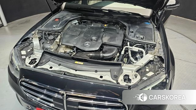 Mercedes-Benz E-Class W213 id 4573069 из Кореи 29