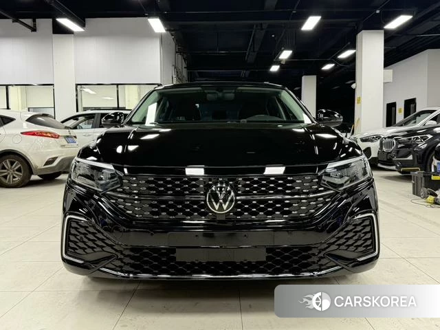Volkswagen Passat id 4263094 из Китая 17