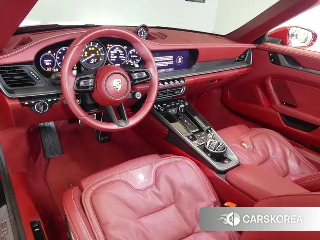 Porsche 911(992) id 3088113 из Кореи 16