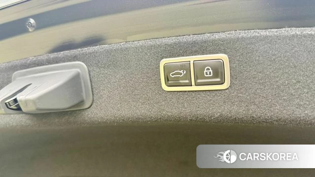 Genesis Electrified G80 (RG3) id 4408466 из Кореи 16