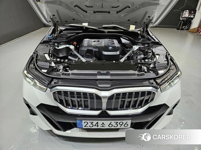 BMW 5 Series (G60) id 4380919 из Кореи 16