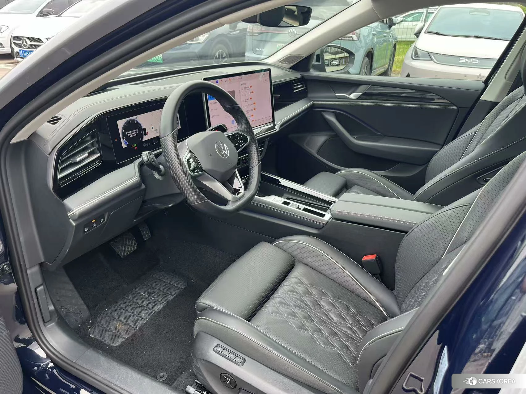 Volkswagen Magotan 2024 Темно-серый из Китая, фото 6
