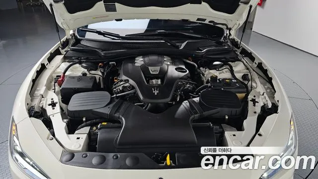 Maserati Ghibli id 2806531 из Кореи 16