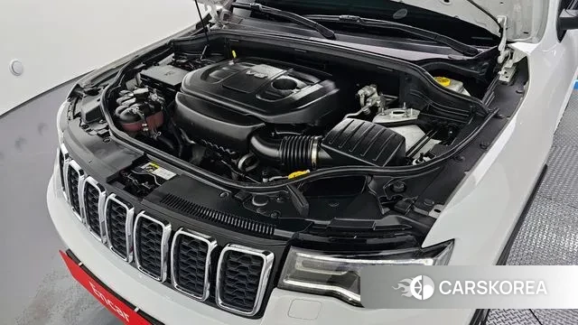 Jeep Grand Cherokee id 3429328 из Кореи 16