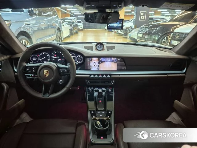 Porsche 911(992) id 4554737 из Кореи 16