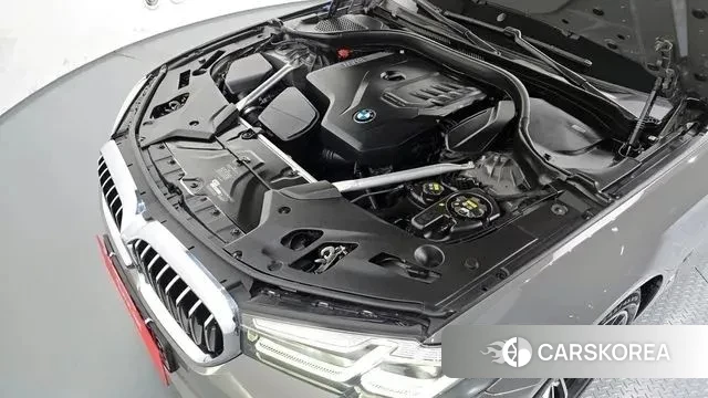 BMW 5 Series (G30) id 3459205 из Кореи 16