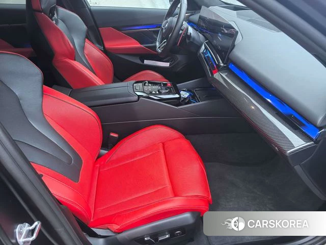 BMW M5 PHEV id 4265377 из Китая 14