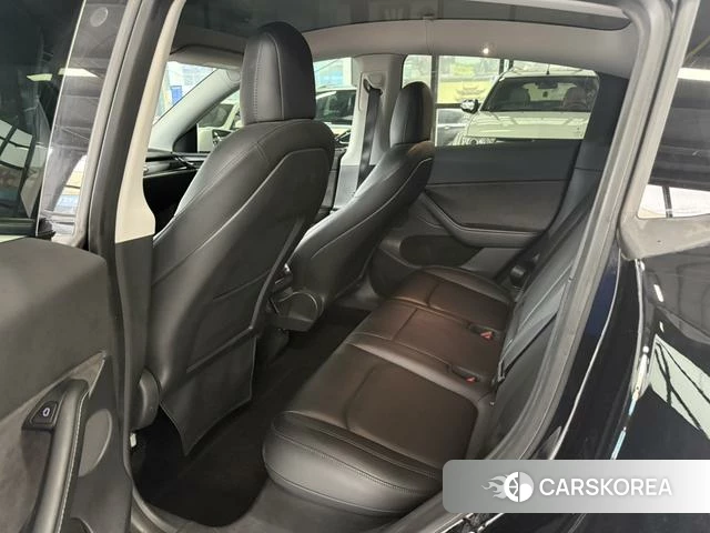 Tesla Model Y 2022 Белый из Китая, фото 6