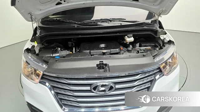 Hyundai The New Grand Starex id 3094904 из Кореи 16