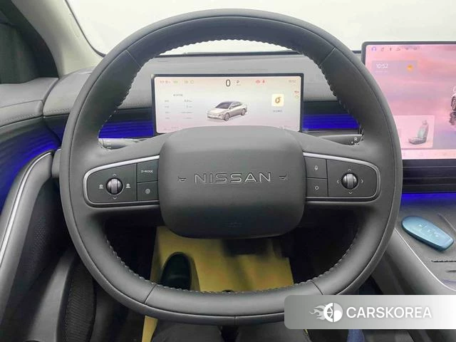Nissan N6 id 4273794 из Китая 18