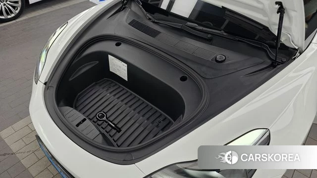 Tesla Model 3 id 4682671 из Кореи 16