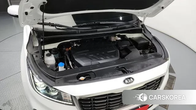 Kia The New Carnival id 2932079 из Кореи 16